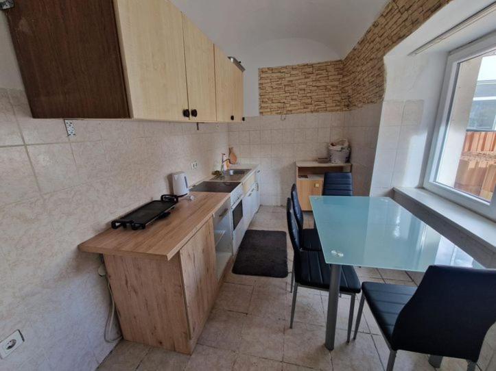Modern Und Gemuetlich Apartment Ebenfurth Екстериор снимка